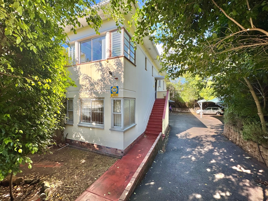 3 Bedroom Property for Sale in Kenilworth Upper Western Cape